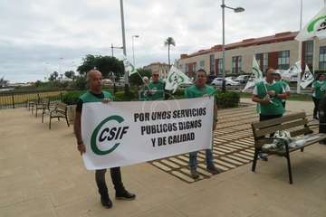 Protesta de los trabajadores del Ayuntamiento de Telde/TA.